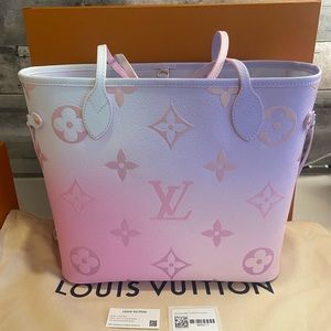 ‼️SOLD‼️New!! Louis Vuitton spring in the City Neverfull MM sunrise pastel!